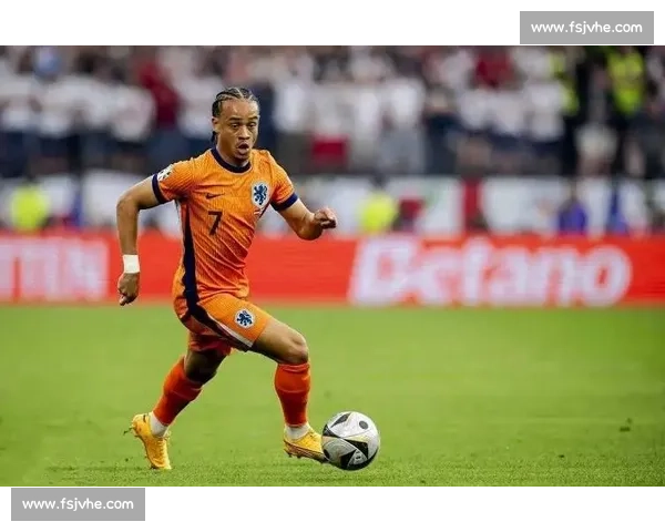 莱比锡锁定埃利奥特替代西蒙斯，红军标价 4000 万英镑